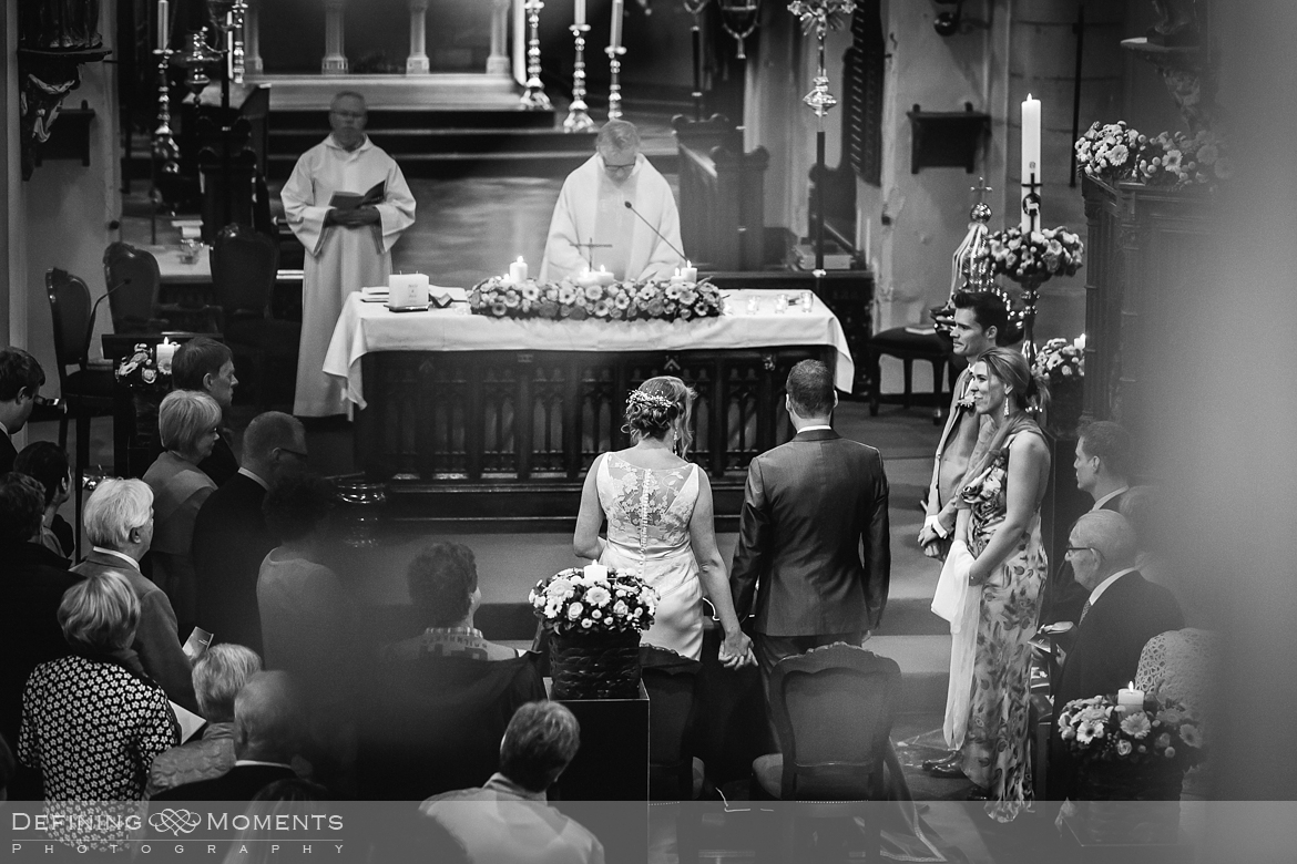 surrey documentary wedding photographer documentary natural stylish contemporary wedding photography wedding ceremony church